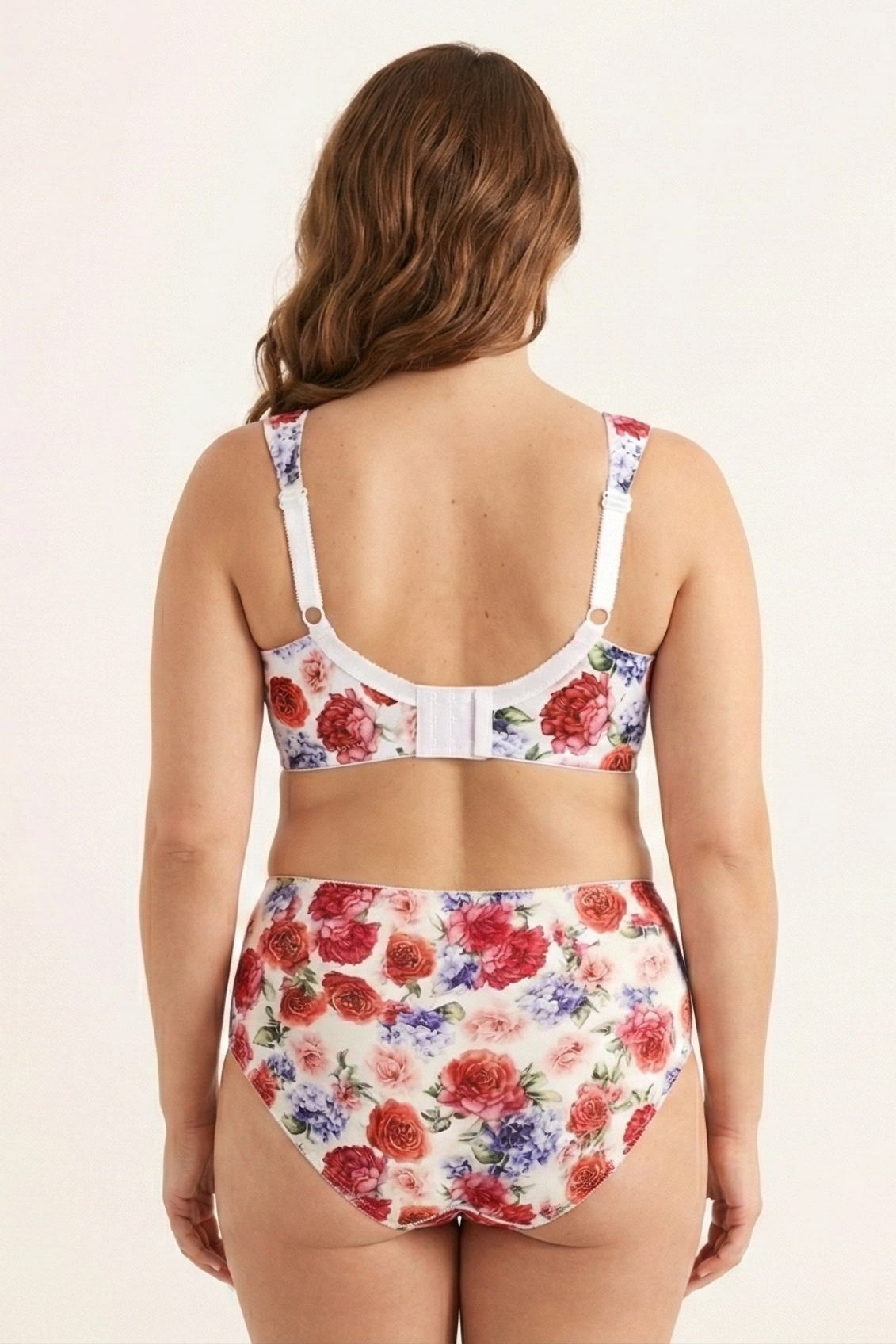 Eveline floral print non-wired bra in white
