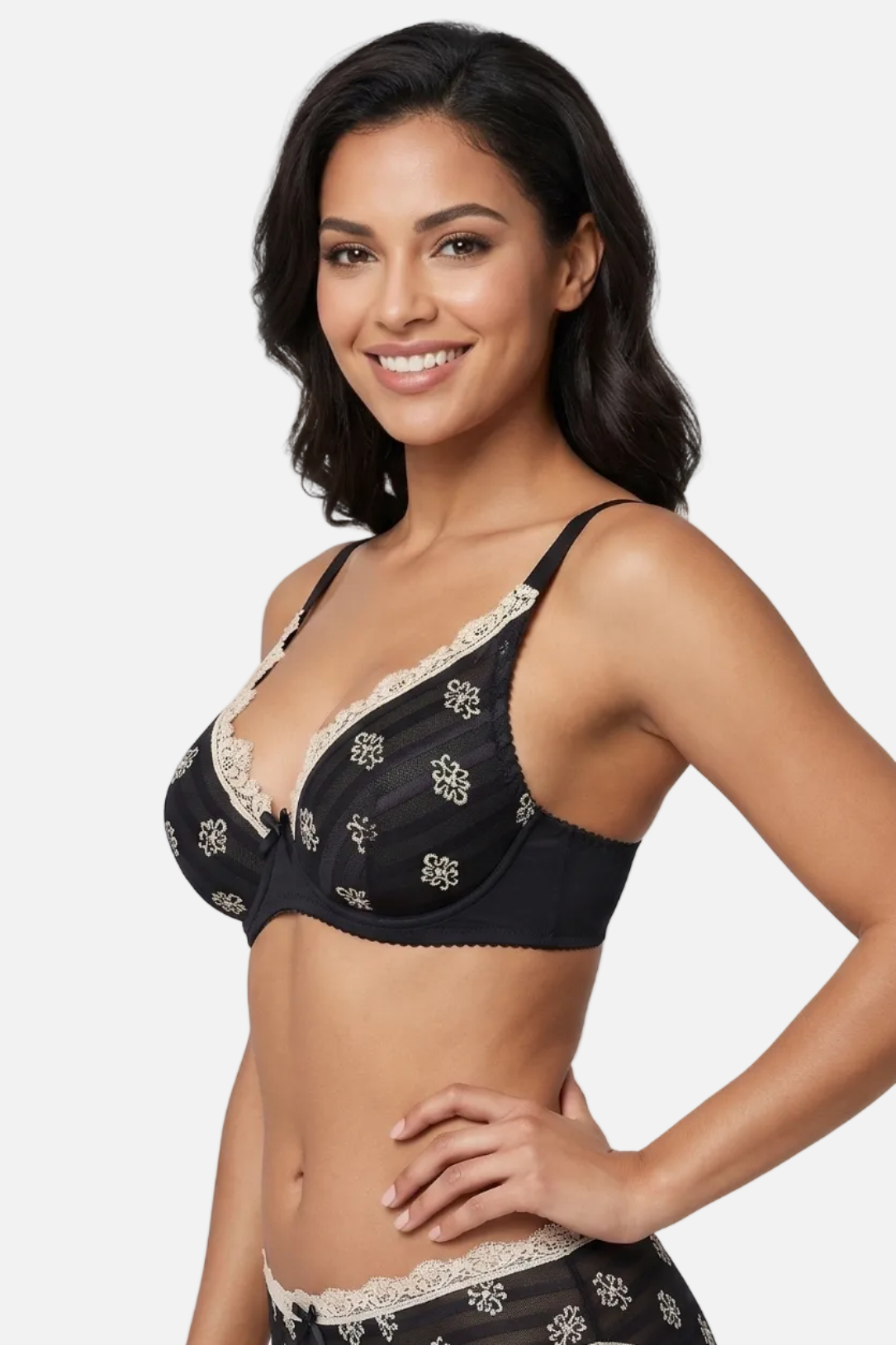 Paula underwired padded bra in black