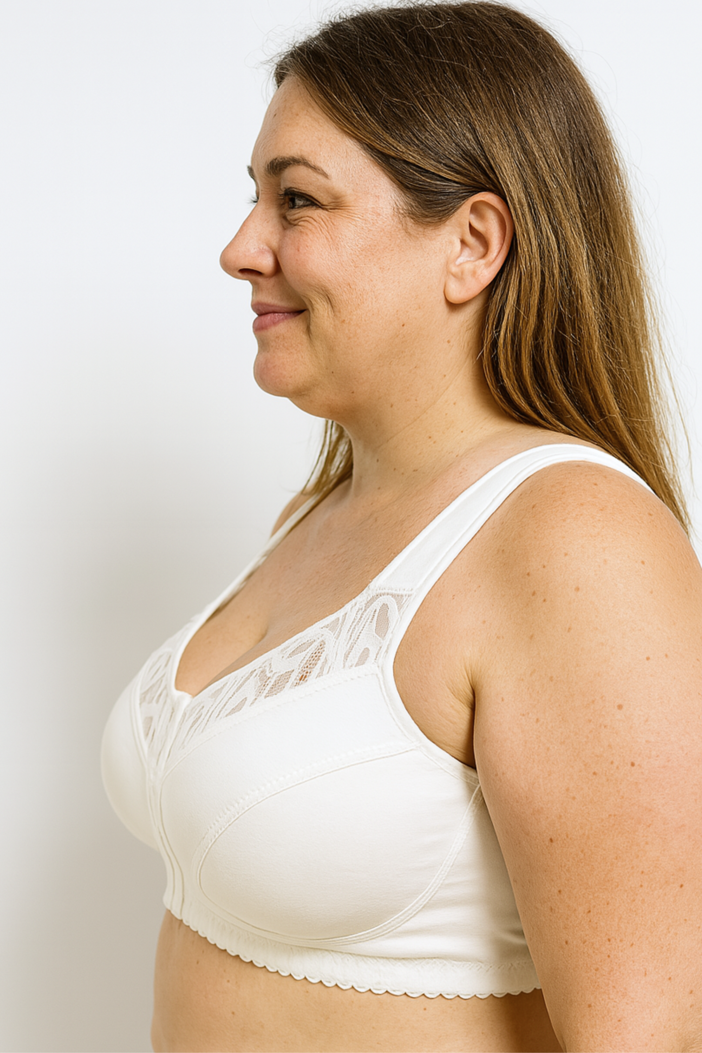 Laura front closure cotton bra in white