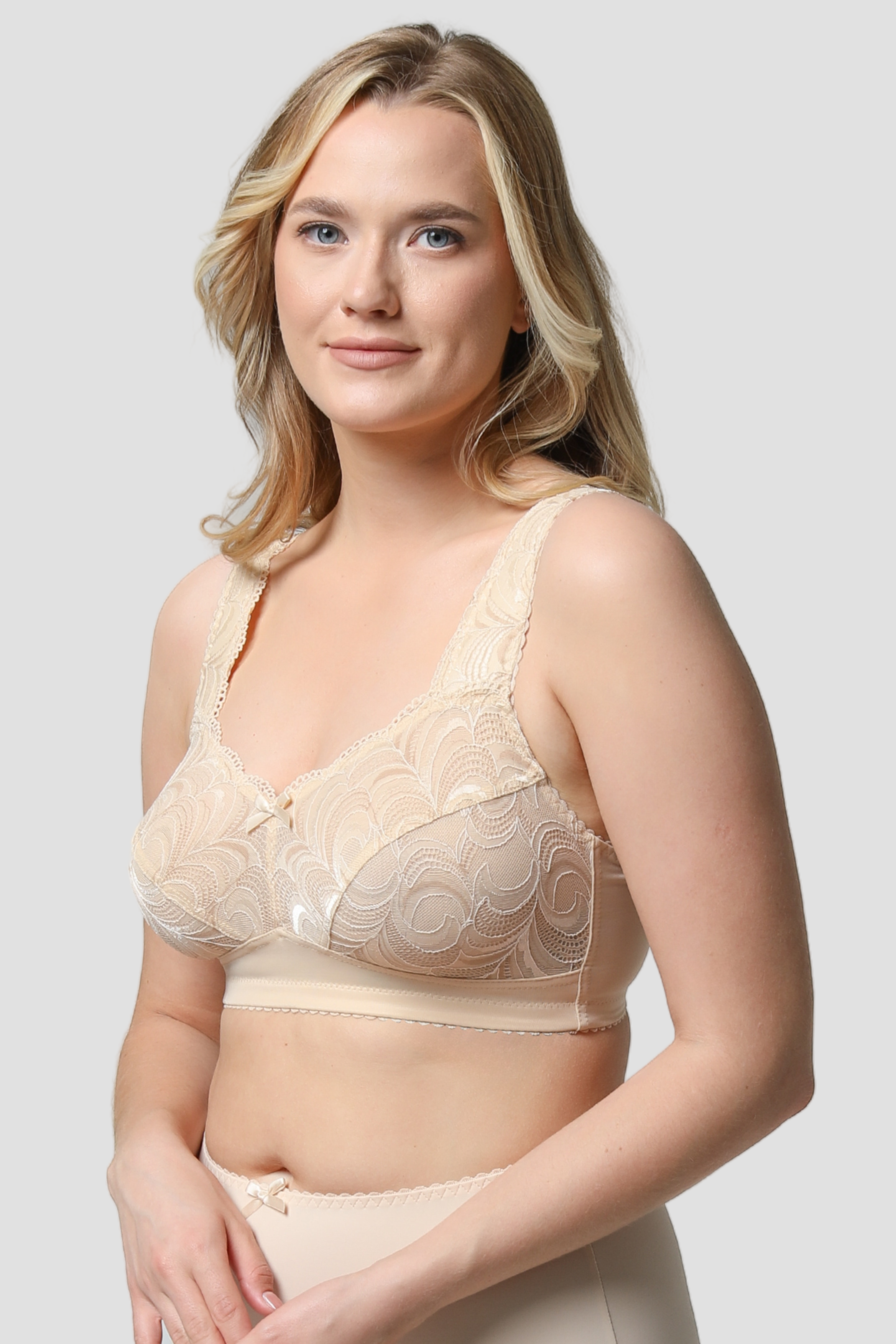 Sara constructive non-wired bra in beige