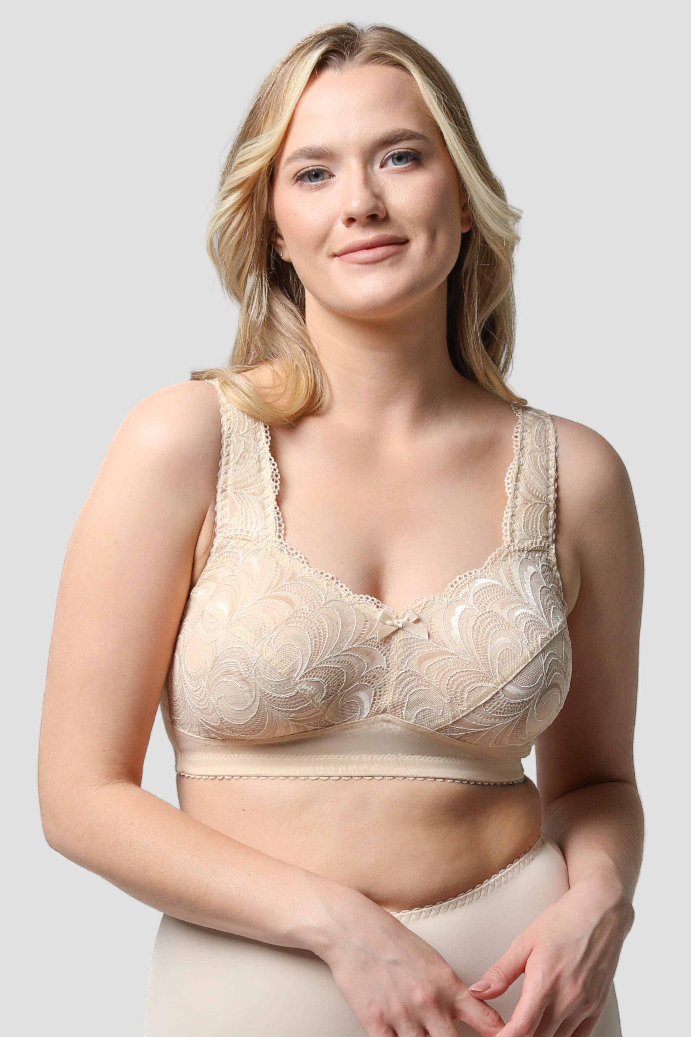 Sara constructive non-wired bra in beige