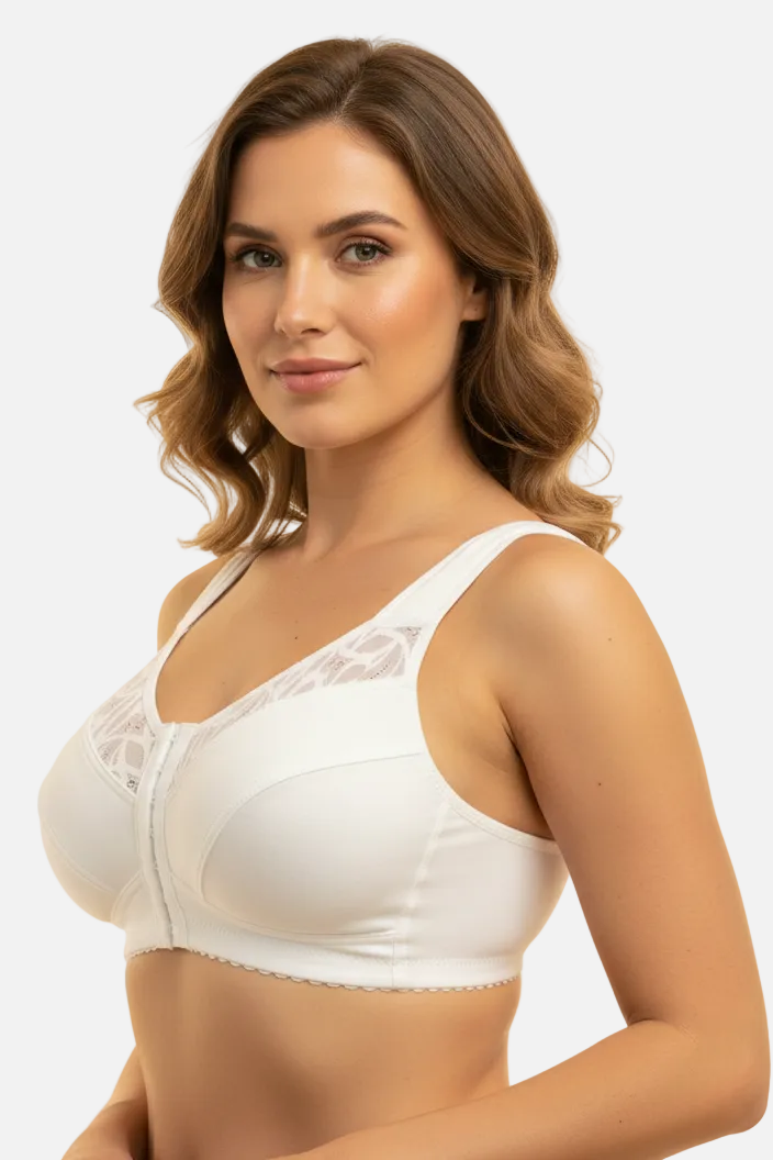 Laura priekyje susegama medvilninė liemenėlė