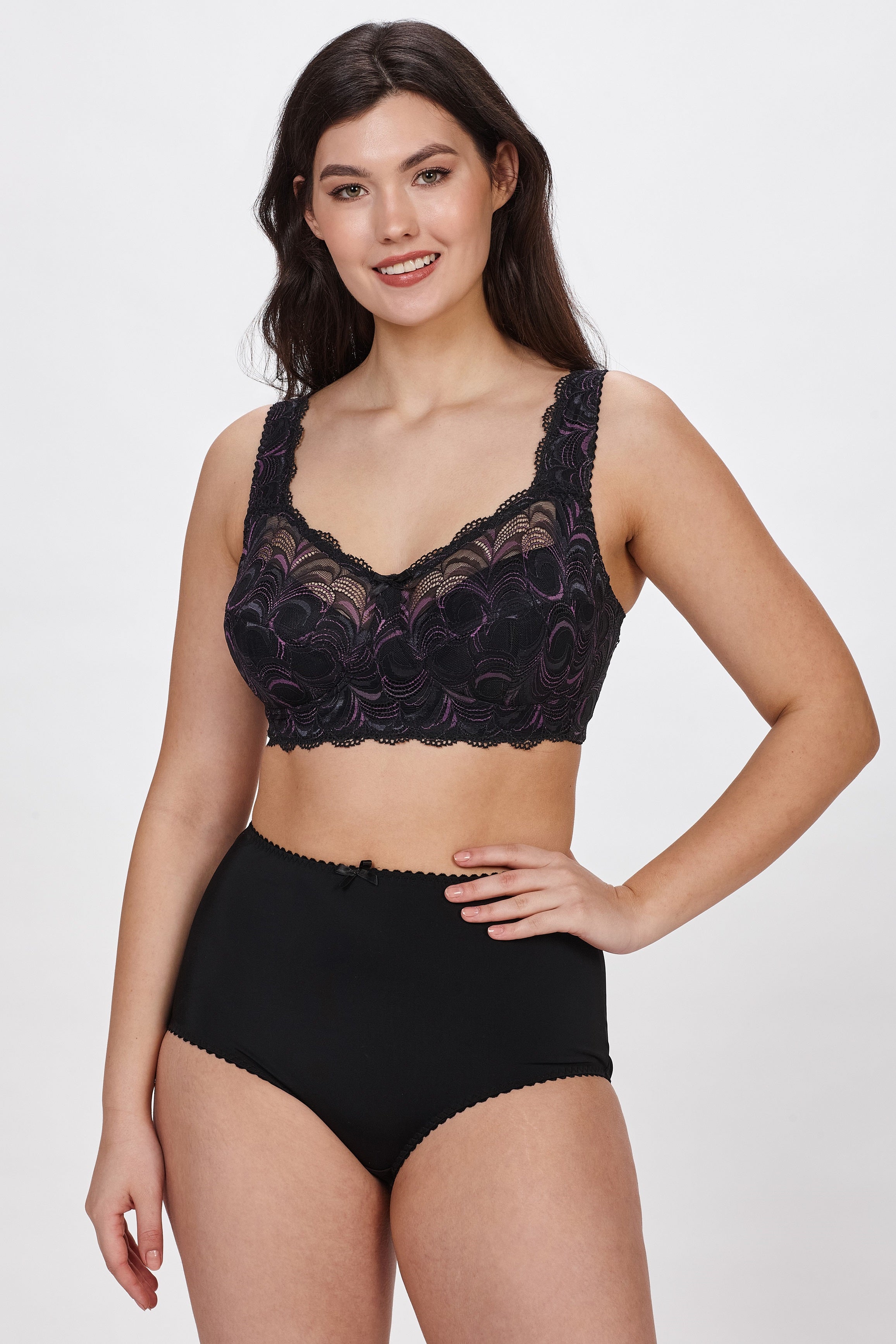 Zoe non-wired bra in black