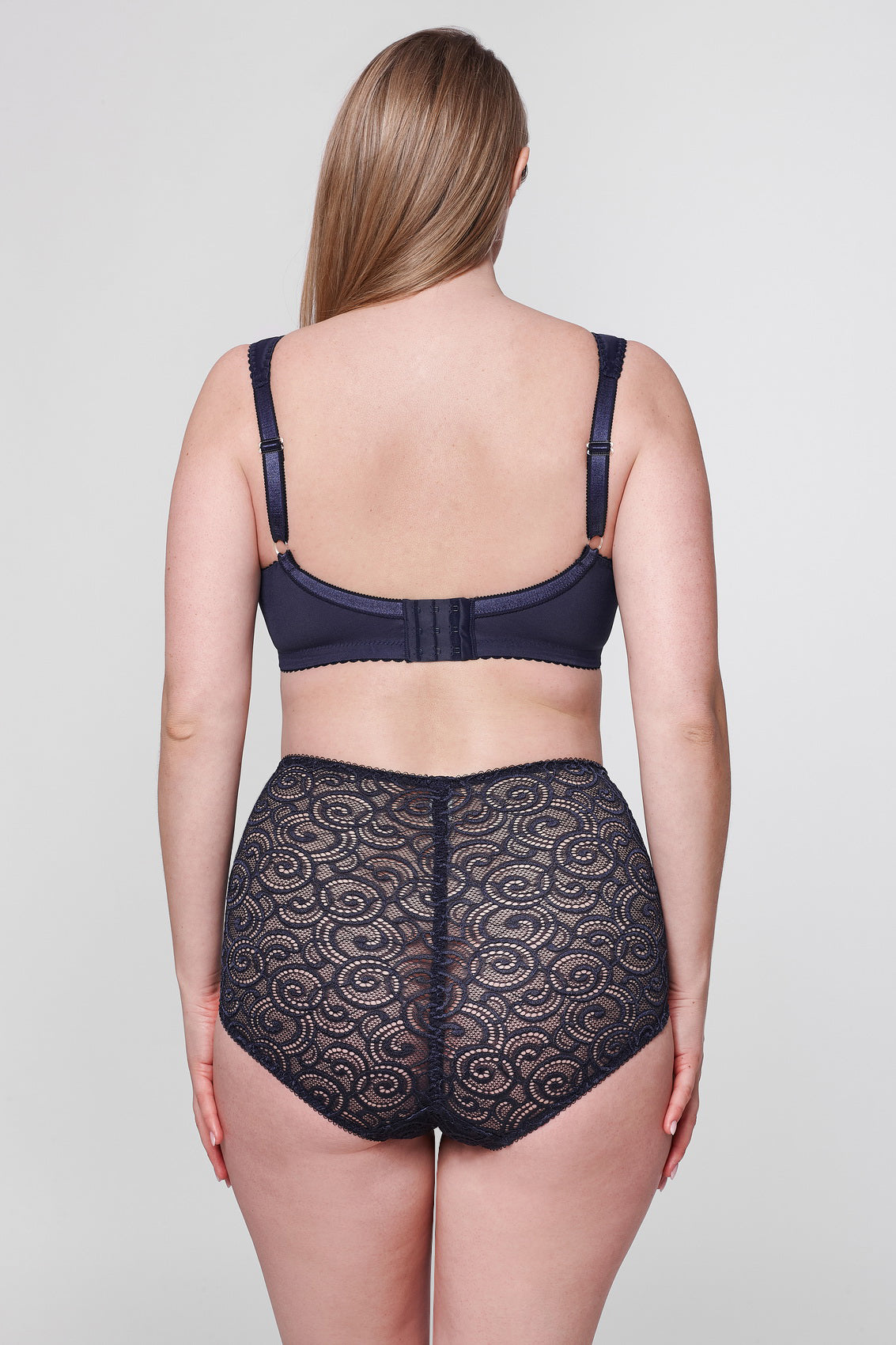 Bessi non-wired bra in navy