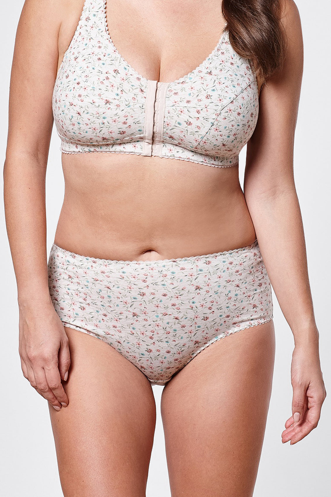 Kiara regular waist cotton panties in beige