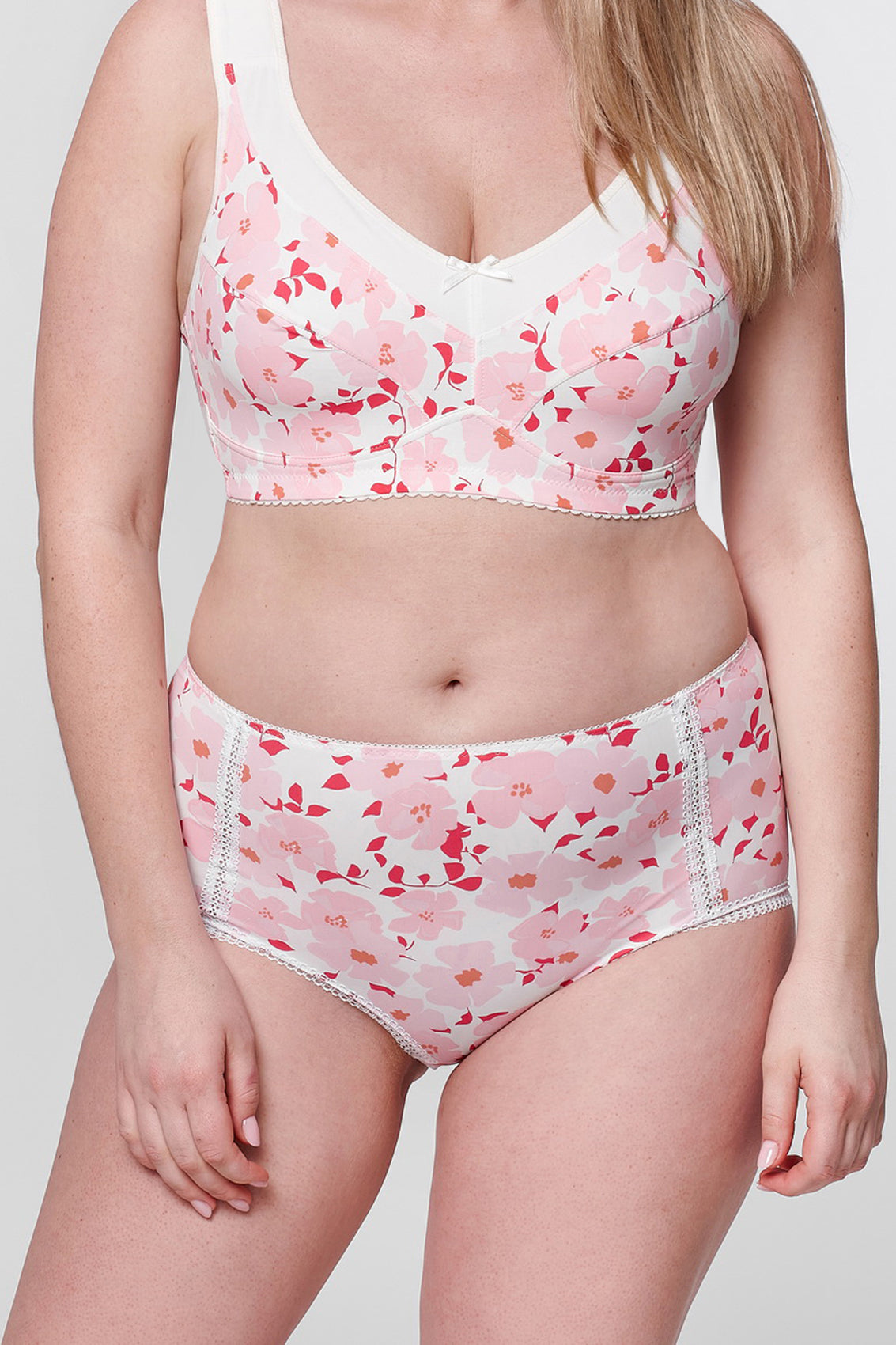 Kori regular waist microfiber floral print panties in pink