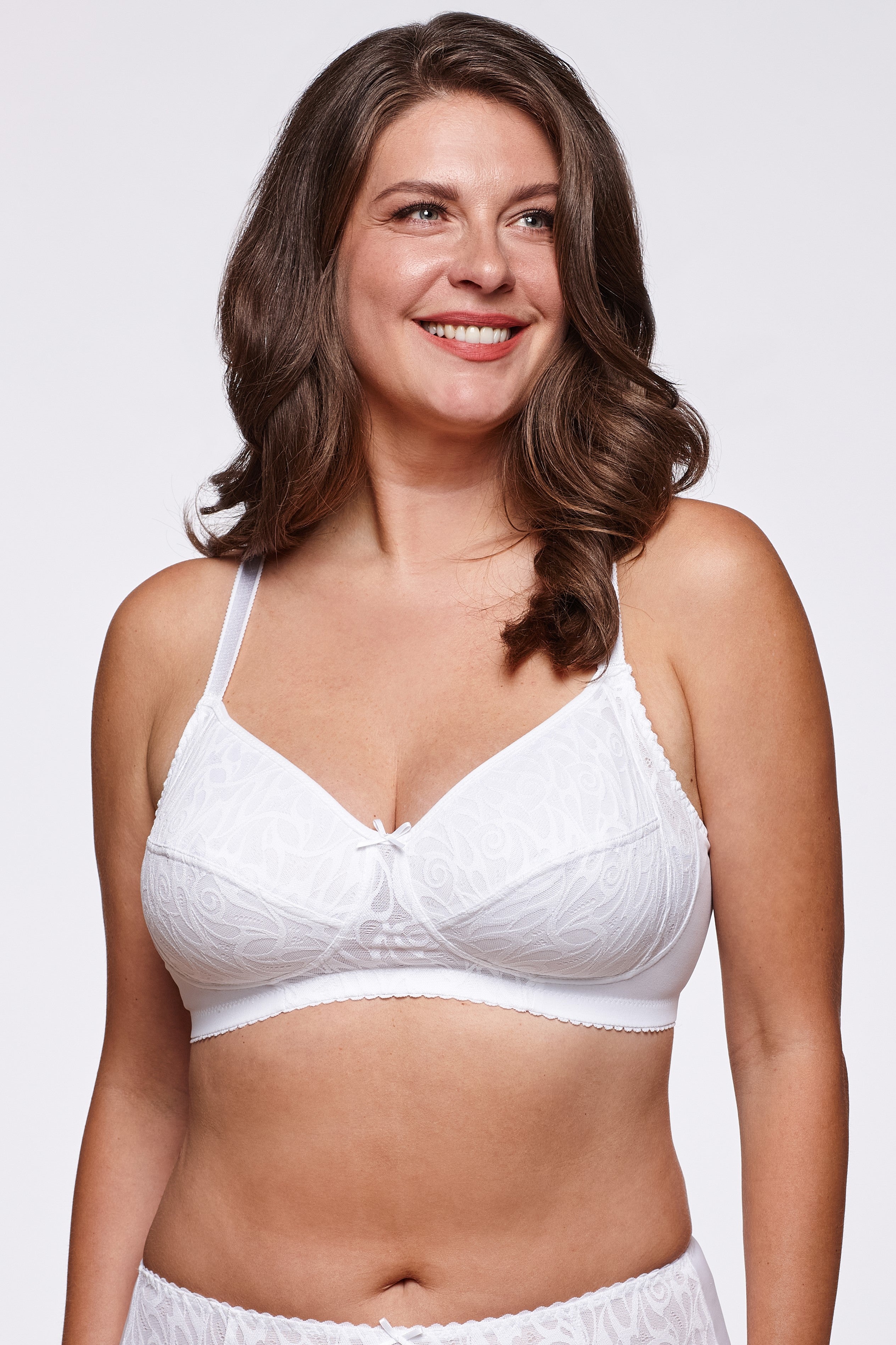 Nicosia non-wired mastectomy lace bra in white