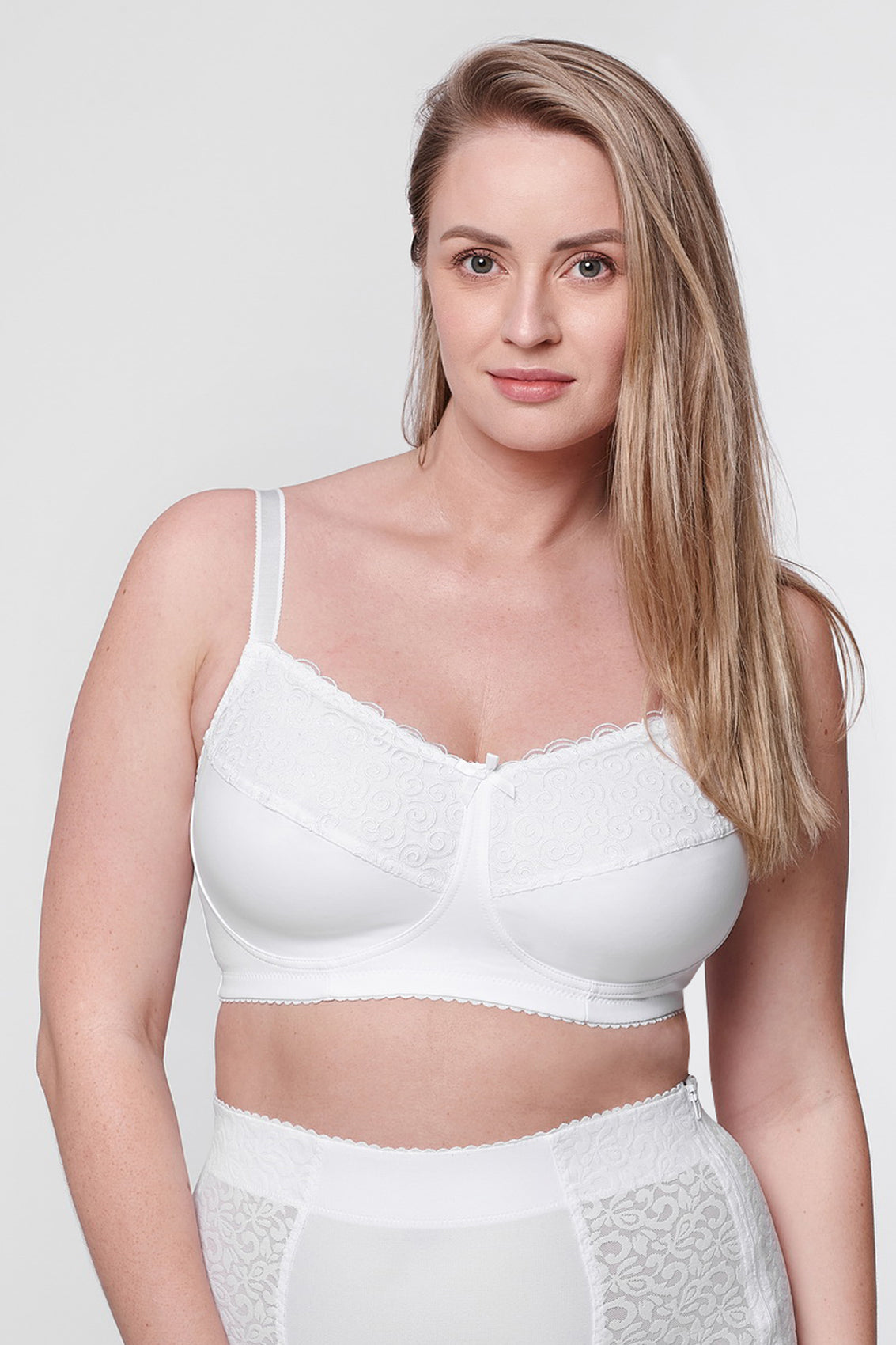 Oresta non-wired mastectomy bra in white