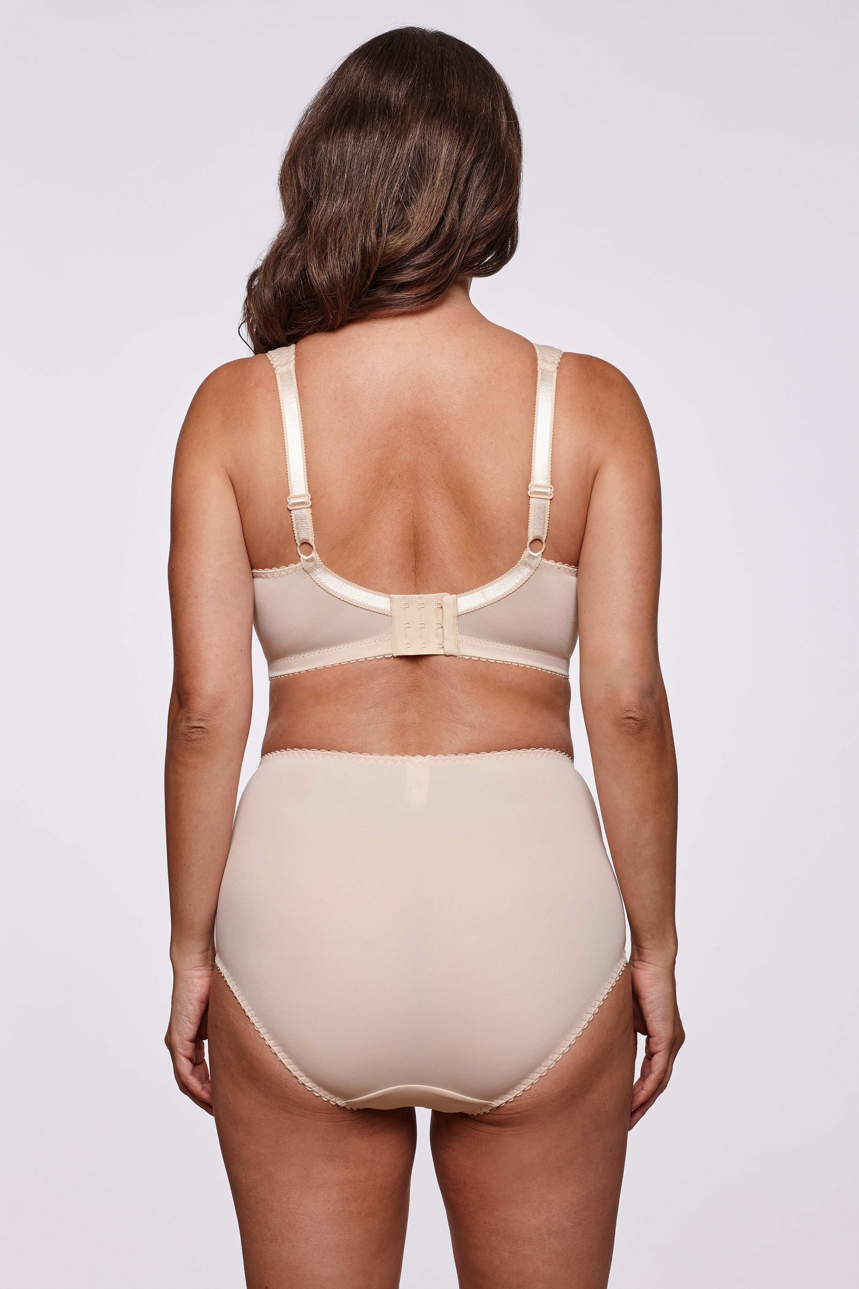 Rima constructive non-wired bra in beige