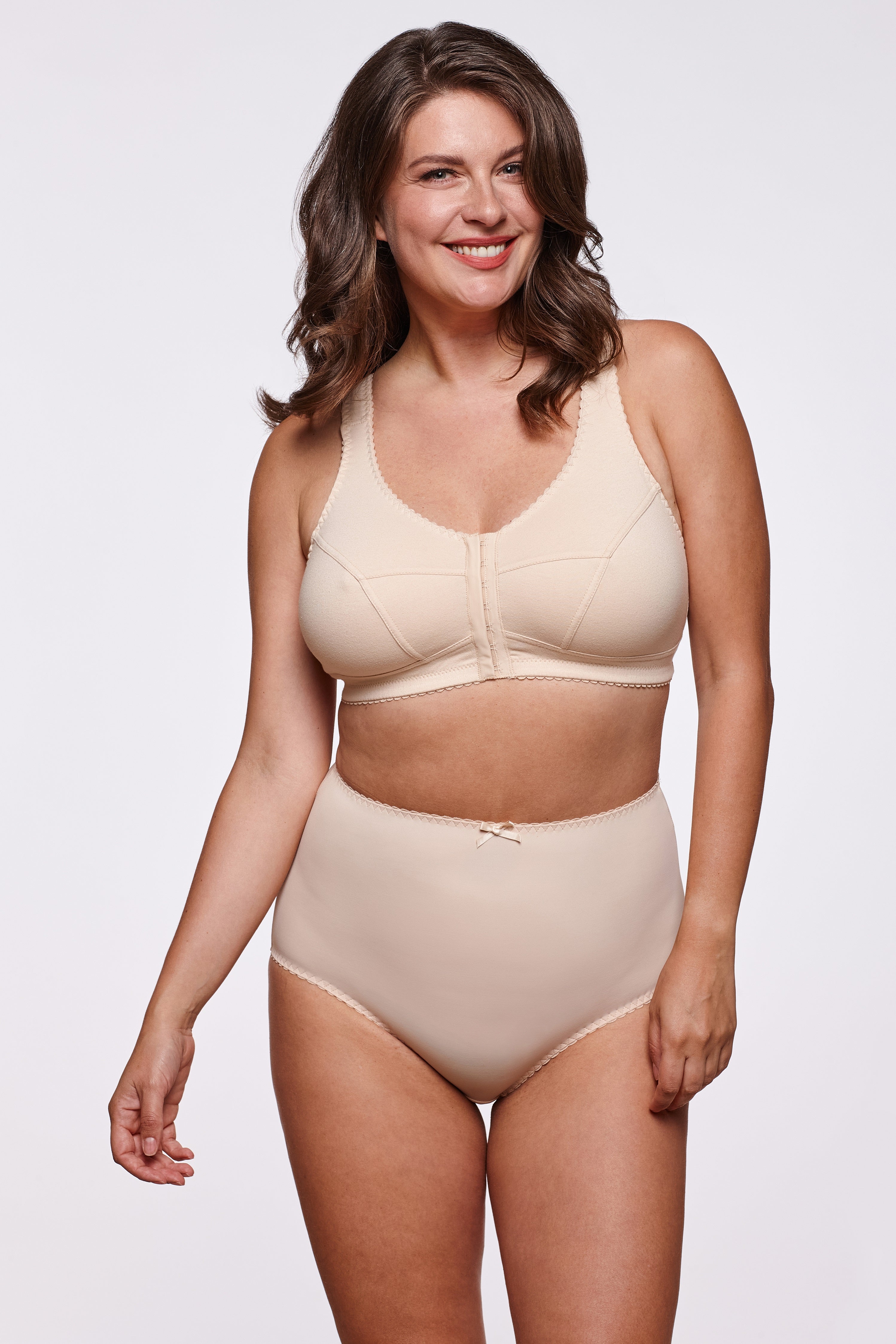 Rosita front closure cotton bra in beige